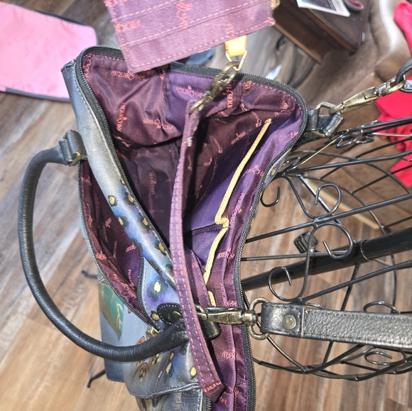 Anuschka LARGE TOTE- A Work of art! Desert Rose pattern. Excellent Condtion. - Picture 7 of 16